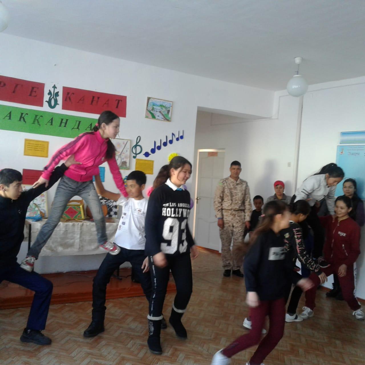 «Өнерге  қанат  қаққандар»  эстетика  пәндер  бірлестігінің апталығы